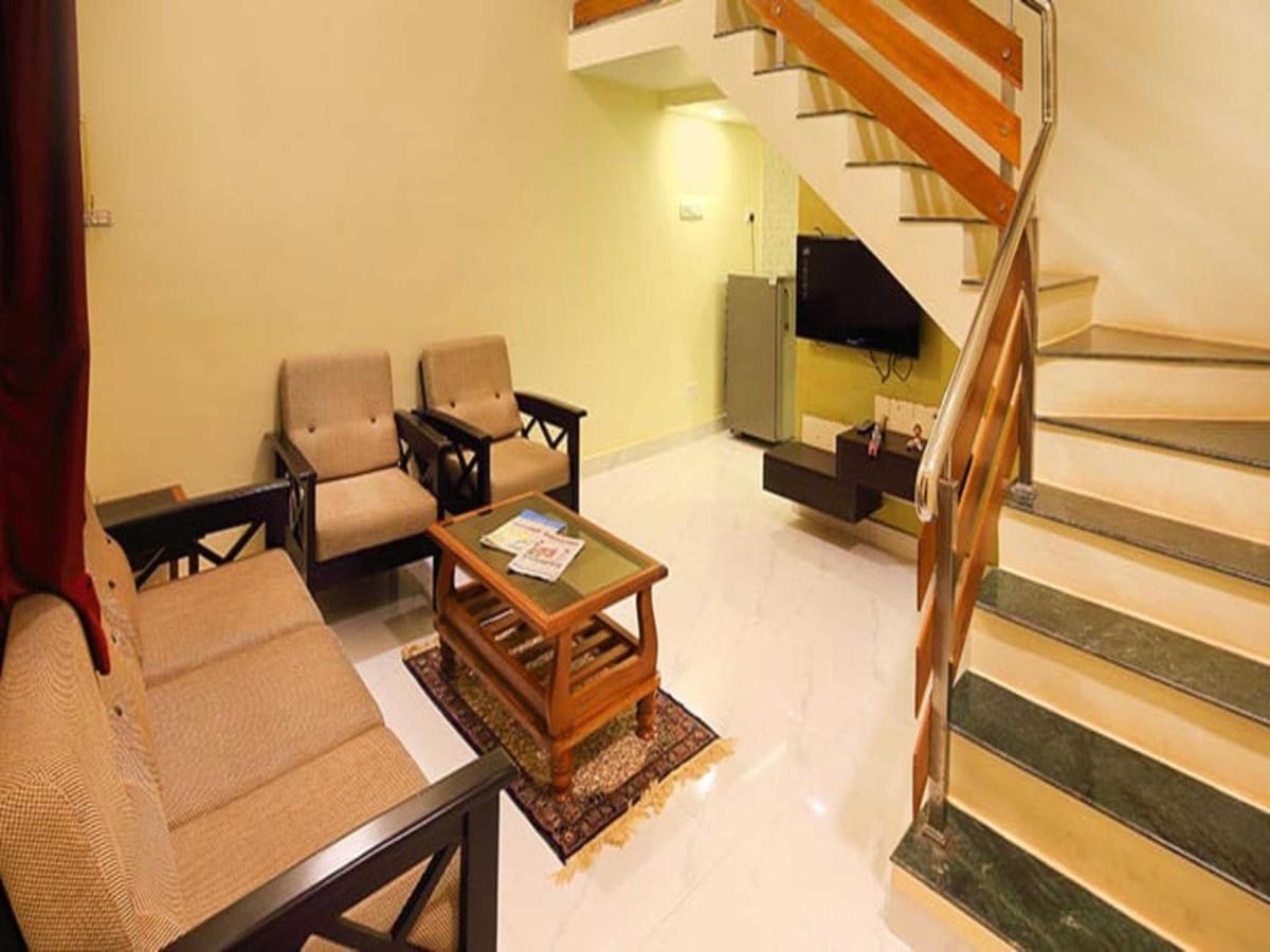 Hotel Wada Chirebandi Gimvi Esterno foto