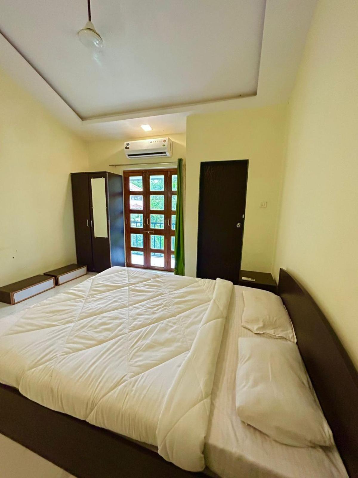 Hotel Wada Chirebandi Gimvi Esterno foto