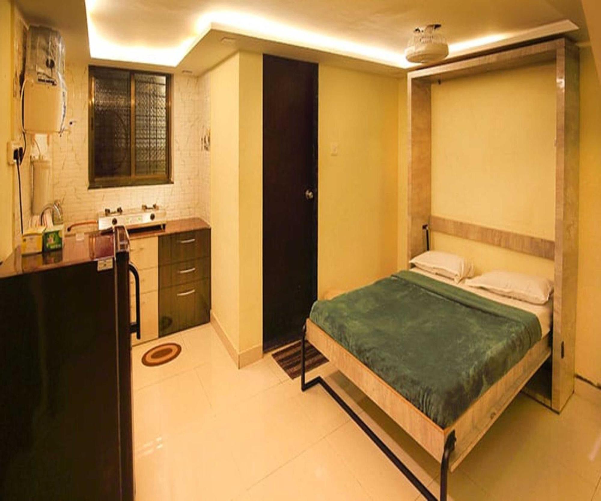 Hotel Wada Chirebandi Gimvi Esterno foto